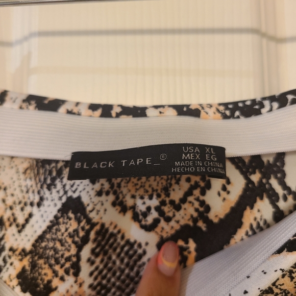 Black Tape - Midi Skirt - Snake Skin - Picture 4 of 4